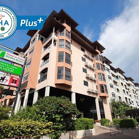 Town In Town Gardent Resort Bangkok Extérieur photo