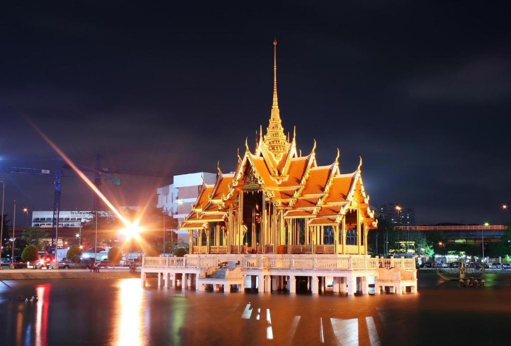 Town In Town Gardent Resort Bangkok Extérieur photo