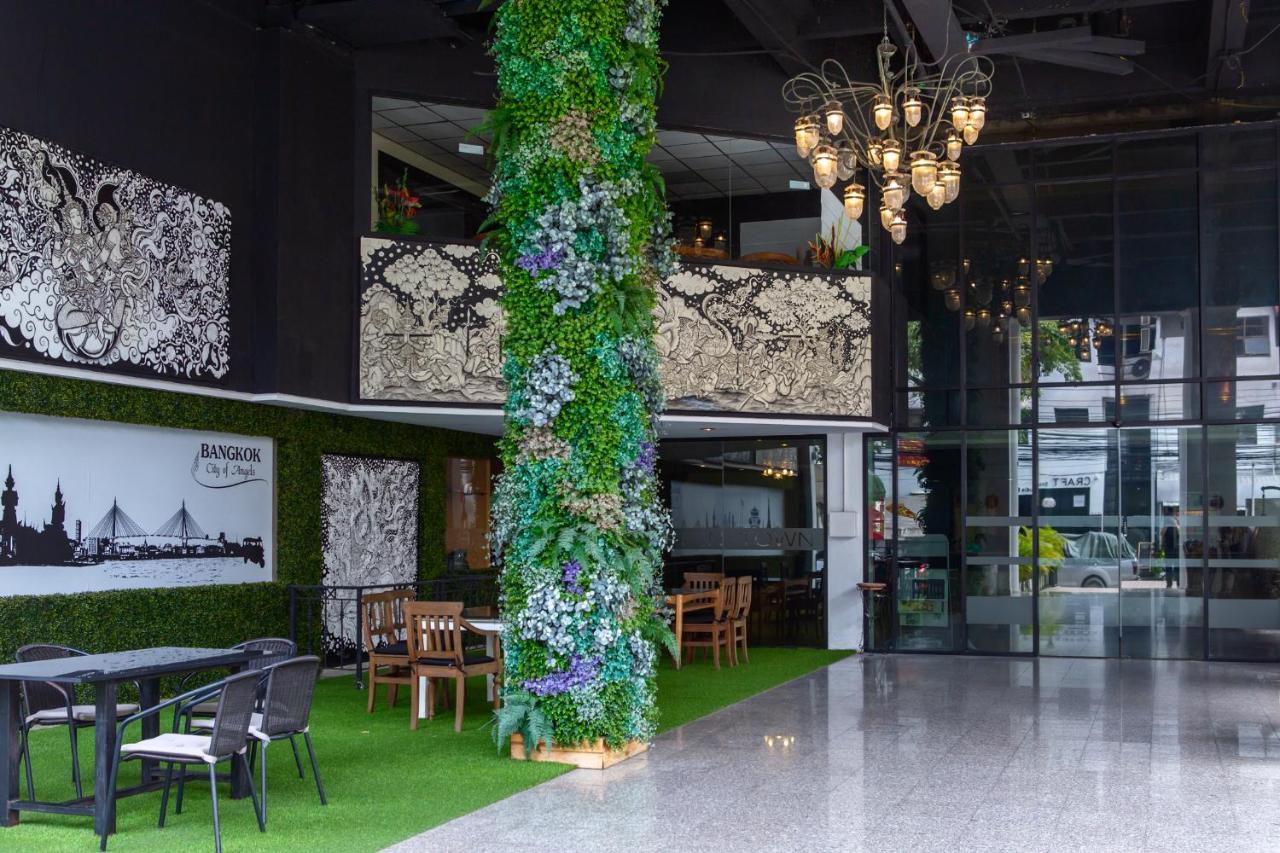 Town In Town Gardent Resort Bangkok Extérieur photo